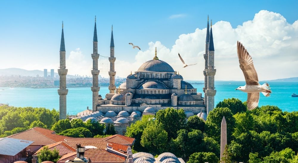 Sultanahmet'te Mutlaka Ziyaret Edilmesi Gereken 7 Tarihi Simge Yapı 2 Sultanahmet Camii
